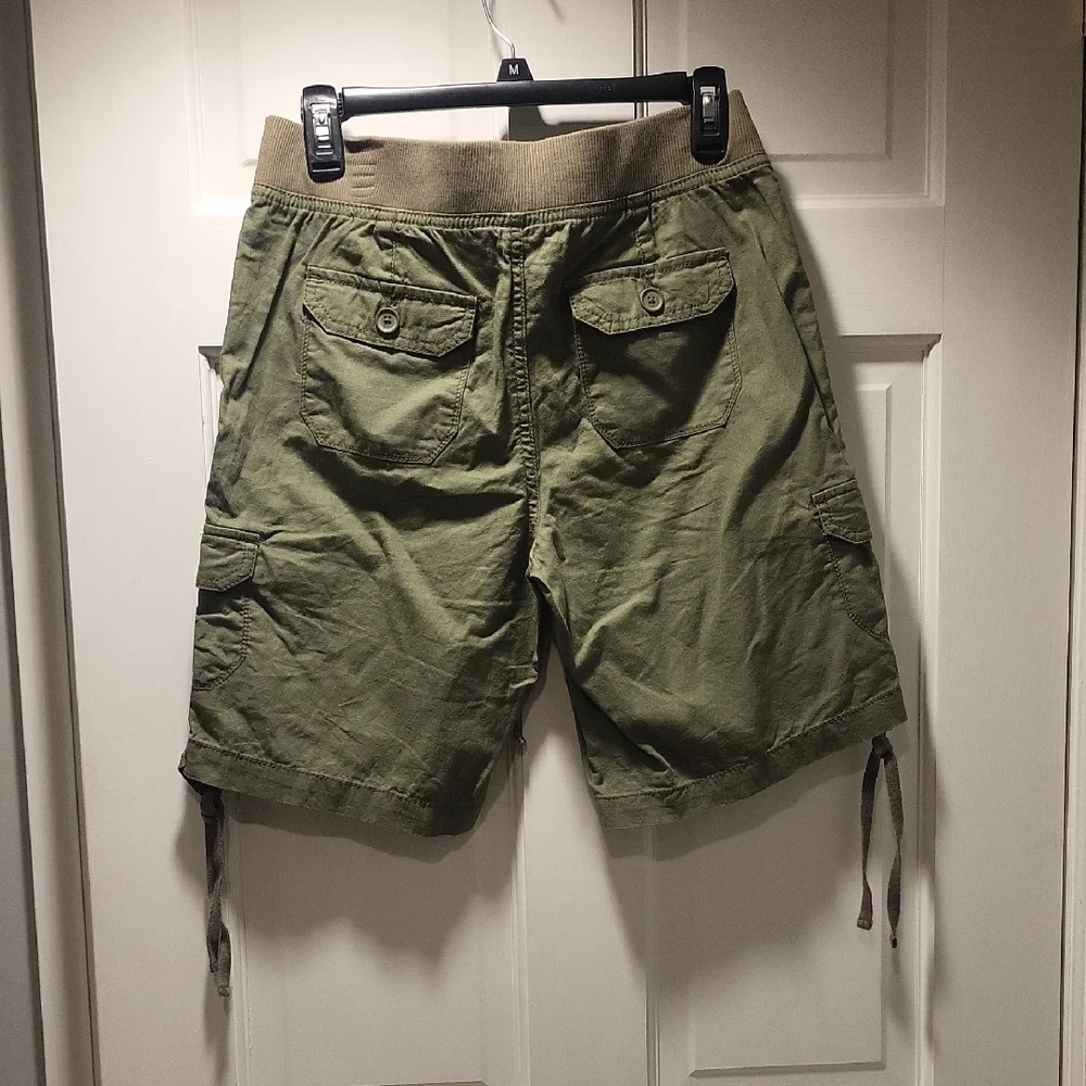 Faded Glory Olive Cargo Shorts for Men - Picture 7 of 7
